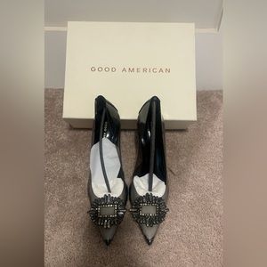 GOOD AMERICAN CINDER-F*CKING-RELLA PUMP